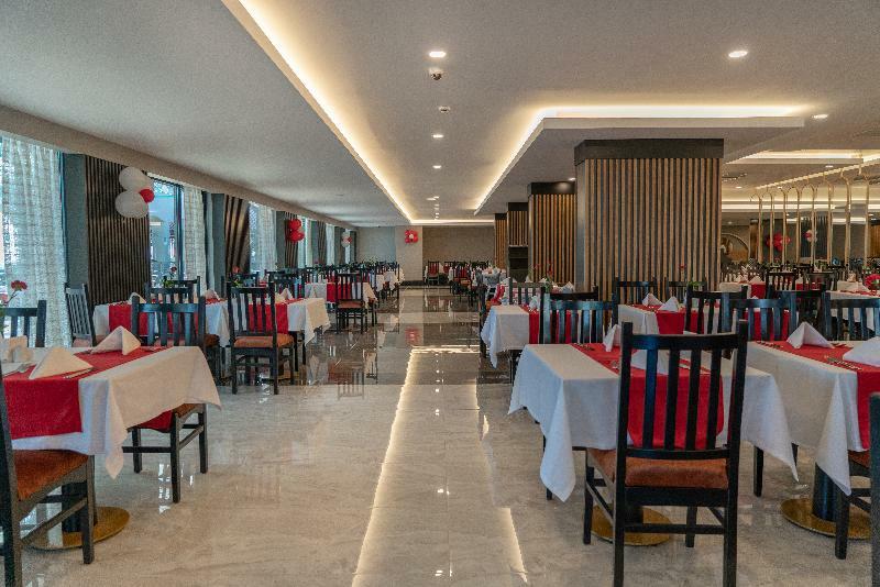 Aska Costa Holiday Club Сиде Екстериор снимка